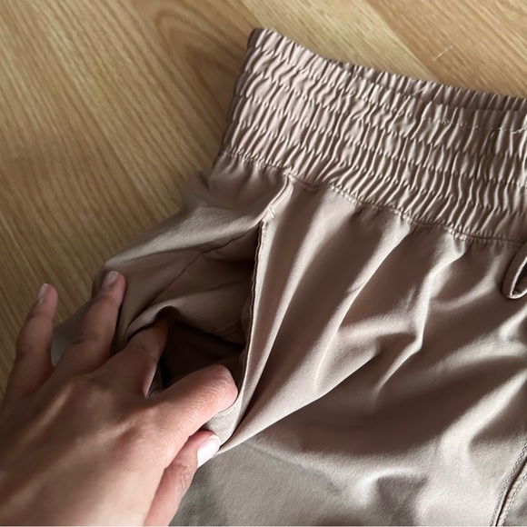 Abercrombie & Fitch YPB motionTEK Joggers Women’s Large - Picture 4 of 13